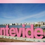 Montevideo se iluminó de rosa contra el cáncer de mama