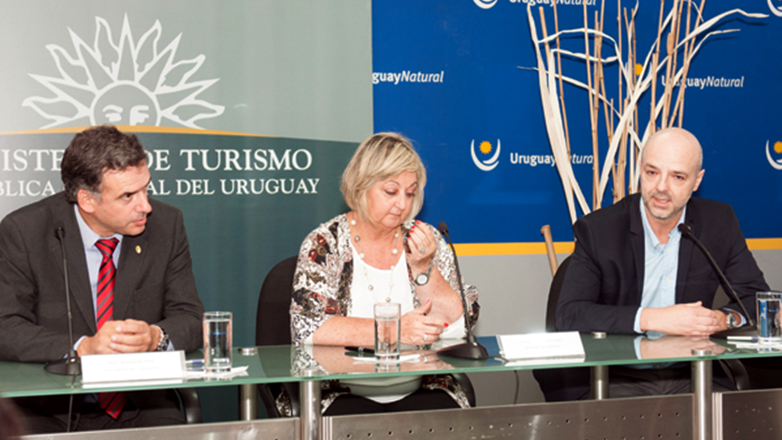 Intendencia firmó convenio con la Marca País "Uruguay Natural"