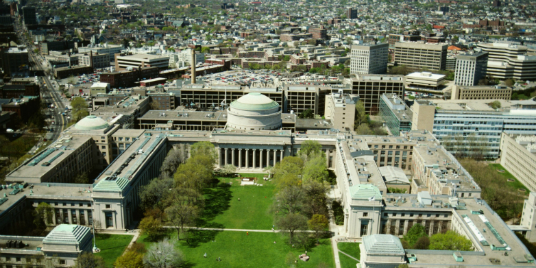 Uruguayos destacados en América por MIT