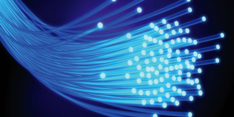 Uruguay alcanzará el 100 % de cobertura en tecnología de fibra óptica