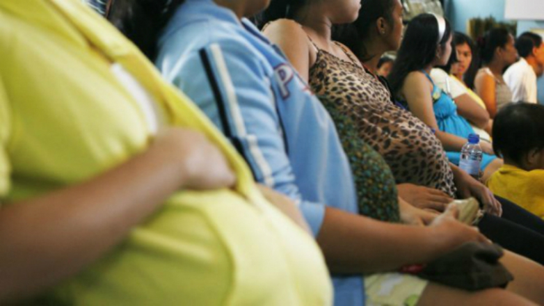 Uruguay lidera caída del embarazo juvenil en América Latina y causa sorpresa mundial