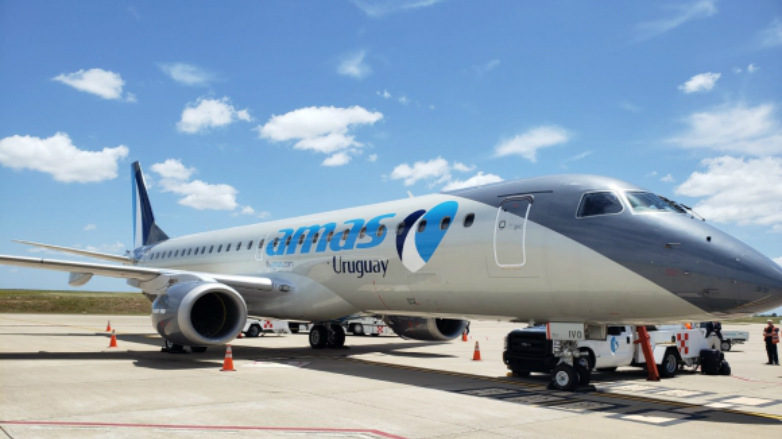 Amaszonas Uruguay y el Aeropuerto de Carrasco colaboran para repatriar uruguayos en Perú